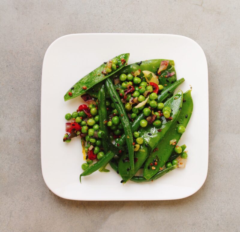 Verse salade van peultjes en sperziebonen